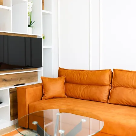 Mont Apartman *